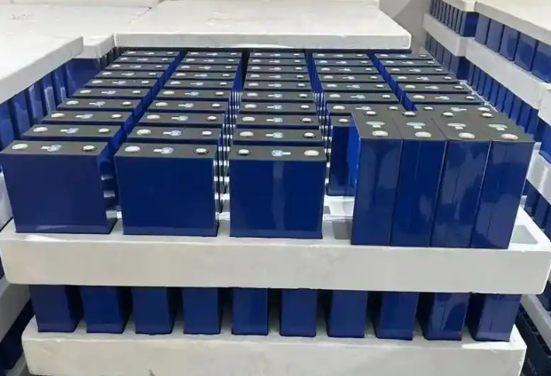 出口額連續(xù)21個月居全國首位 福建鋰電池“蓄能”出海