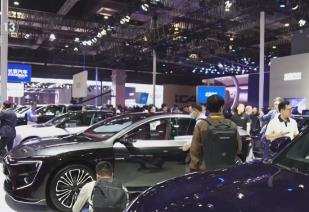 世界汽車工業(yè)“瞰”中國！“智能化”全鏈條加速跑 中國汽車加“數(shù)”蝶變