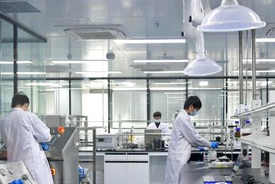 醫(yī)藥工業(yè)“鏈”上數(shù)智化！7部門(mén)發(fā)文釋放新信號(hào)