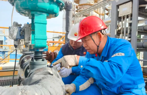 大慶煉化：“新帶老”激活雙向成長(zhǎng)引擎
