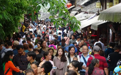 人氣旺 市面暖 活力足——2025年“五一”假期盤點(diǎn)