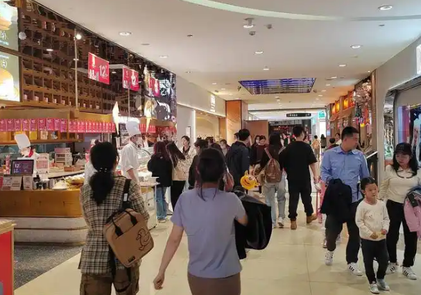 增值稅發(fā)票數(shù)據(jù)顯示：“五一”假期消費(fèi)強(qiáng)勁