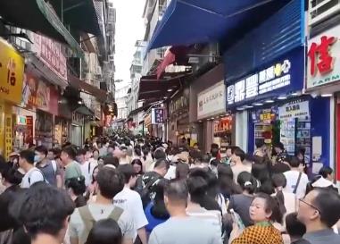 飆升120%！“數(shù)”讀“五一”假期出行與消費(fèi)新亮點(diǎn)