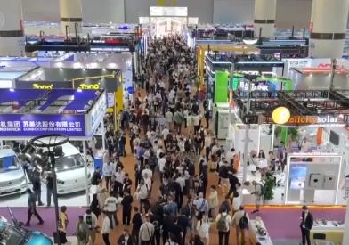 火熱數(shù)據(jù)彰顯“吸引力”！透過(guò)熱鬧“廣交會(huì)生意”看中國(guó)外貿(mào)強(qiáng)勁活力