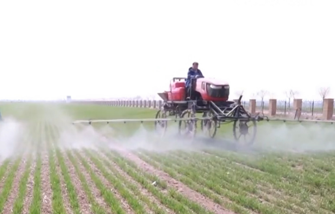 全國(guó)春播迎高峰 智能化裝備助各地糧食生產(chǎn)