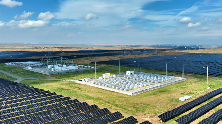 國家能源集團高質量推進“沙戈荒”新能源基地建設 為能源轉型注入綠色引擎