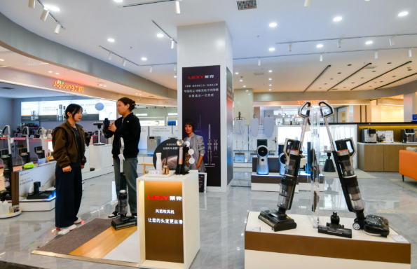 釋放消費潛力，提升發(fā)展競爭力——首發(fā)經(jīng)濟(jì)激發(fā)城市新活力