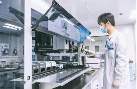 全國技術(shù)合同成交額連續(xù)八年兩位數(shù)增長——做強做優(yōu)做大科技服務(wù)業(yè)