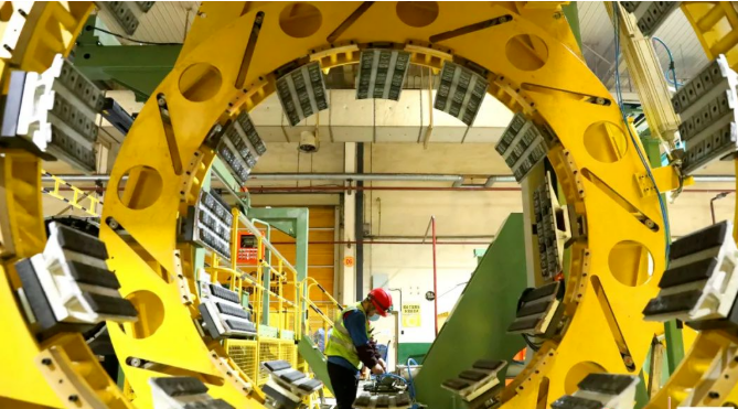 中國中化風(fēng)神輪胎巨型工程子午胎擴能增效項目開工