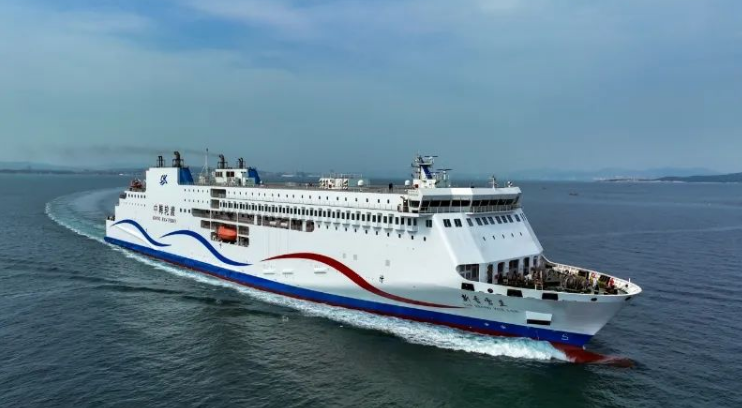 時效提升一倍！煙臺口岸首趟“一單制”跨境鐵海聯(lián)運班列開行