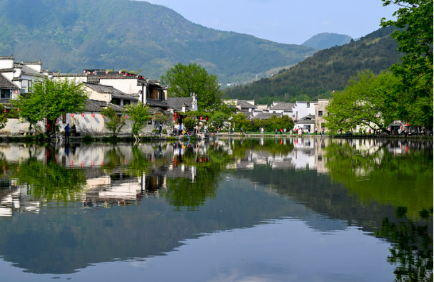 從大景區(qū)到小村莊，