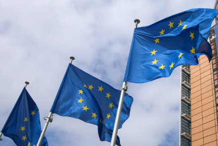 美國(guó)與歐盟的關(guān)稅談判期限延長(zhǎng)至7月9日