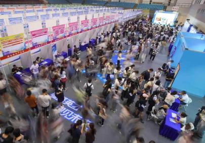 就業(yè)“引擎”轟鳴！廣東一季度城鎮(zhèn)新增就業(yè)近35萬(wàn)人