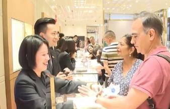 “入境流量”變“消費(fèi)留量” 國(guó)際消費(fèi)提質(zhì)擴(kuò)容釋放強(qiáng)勁增長(zhǎng)潛力