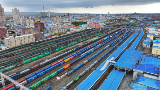 中歐班列“東通道”今年前五個(gè)月累計(jì)開行超2000列