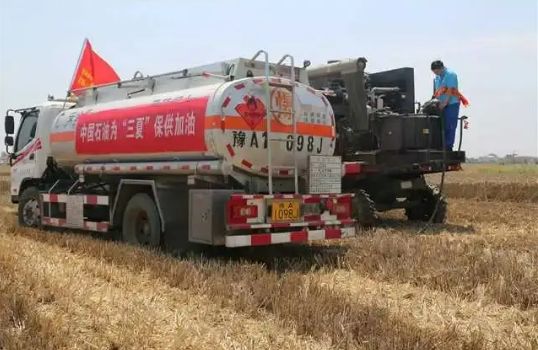 暖心服務(wù)遍布全國 中國石油全力護(hù)航“三夏”