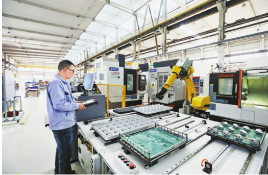 重慶啟動(dòng)中小企業(yè)“千帆出?！毙袆?dòng)