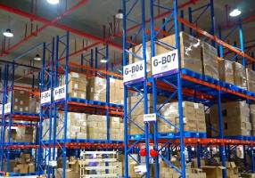 河南鄭州：一鍵“買(mǎi)賣(mài)全球”