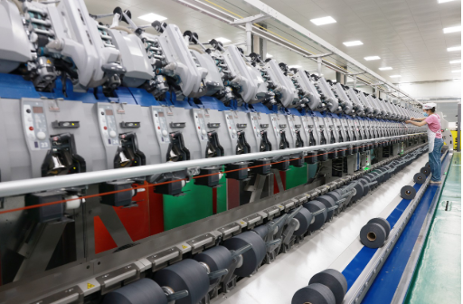 紡機(jī)轉(zhuǎn)出致富路 品牌織就振興圖