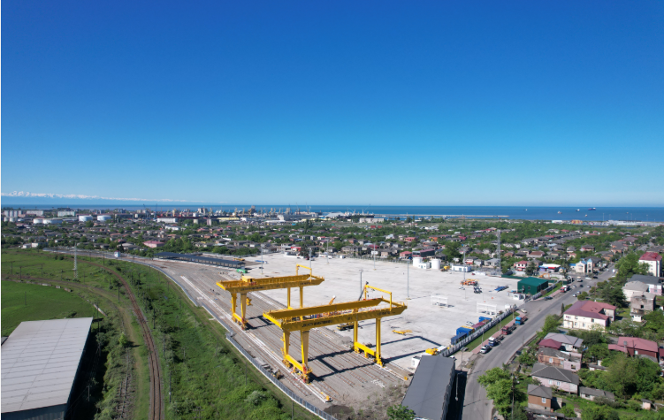 中國(guó)鐵建承建格魯吉亞波季港集裝箱堆場(chǎng)項(xiàng)正式投運(yùn)