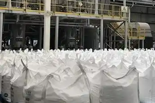 鋰價(jià)持續(xù)下探，行業(yè)謀求破局