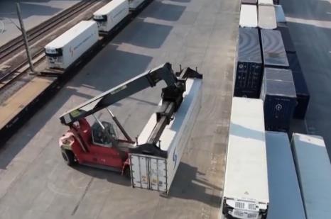 冷鏈物流邁入“高速時代” 消費(fèi)者感受瓜果“才下枝頭就上舌頭”極致體驗