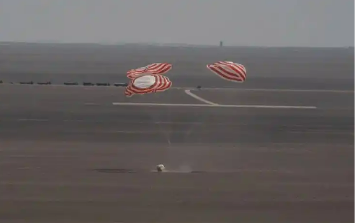 我國(guó)新一代載人飛船“夢(mèng)舟”零高度逃逸飛行試驗(yàn)取得圓滿成功