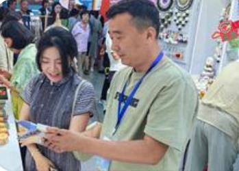 內(nèi)蒙古好物“吸睛”國(guó)際文旅消博會(huì)