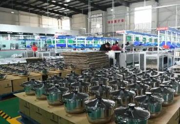 涉及鍋、奶瓶等產(chǎn)品 市場(chǎng)監(jiān)管總局將加大監(jiān)督抽查力度