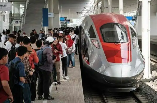 雅萬高鐵累計(jì)發(fā)送旅客超1000萬人次