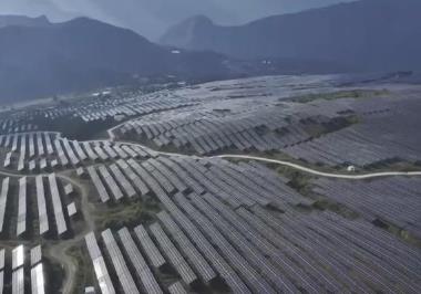 企業(yè)年省百萬(wàn)、電動(dòng)車(chē)充電降三成：南方電力市場(chǎng)連續(xù)結(jié)算送降本紅利