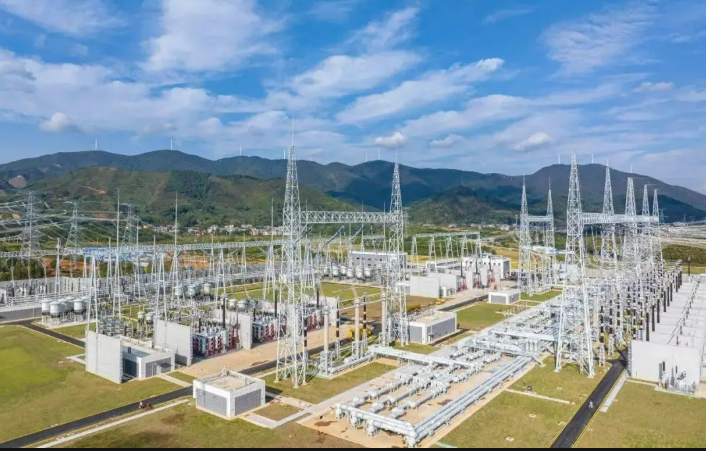 華中電網(wǎng)首次開(kāi)展區(qū)內(nèi)省間綠電交易