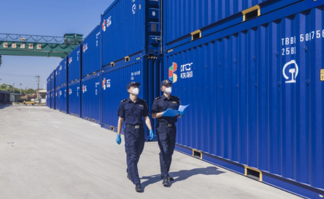 中亞（廈門）班列出口破2萬標箱