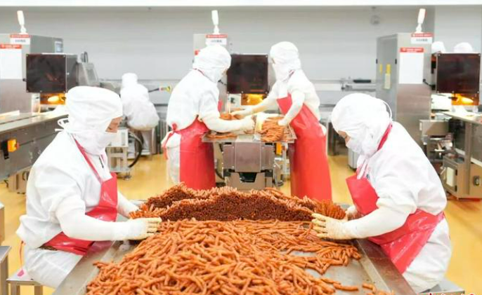 占據(jù)全國市場三分之一份額 湖南平江何以打造“辣條之鄉(xiāng)”？