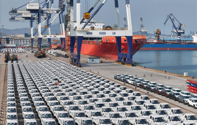 總量企穩(wěn) 結(jié)構(gòu)分化 中國汽車加速多元出海