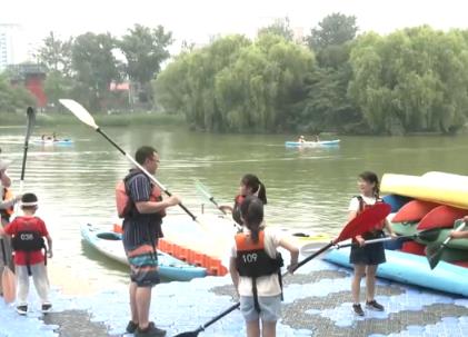 “劃”出消費(fèi)新活力 主打清涼、玩法“上新” 夏日經(jīng)濟(jì)“熱”起來