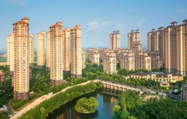 政策持續(xù)精準發(fā)力 助力房地產市場筑底回穩(wěn)