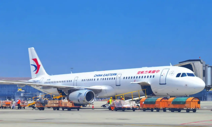 東航暑運(yùn)旺季日均計(jì)劃執(zhí)行3200余個(gè)航班
