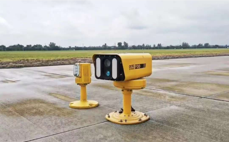 中國電科探測設(shè)備助力機場排除安全隱患