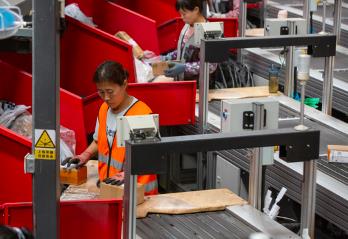 連續(xù)5年破千億！快遞業(yè)務(wù)再提速彰顯巨大消費(fèi)潛能