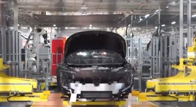 2025年我國(guó)新能源汽車(chē)人才缺口高達(dá)上百萬(wàn) 招聘規(guī)模預(yù)計(jì)大幅提升