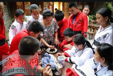讓文化傳承成為非遺消費(fèi)的核心價值