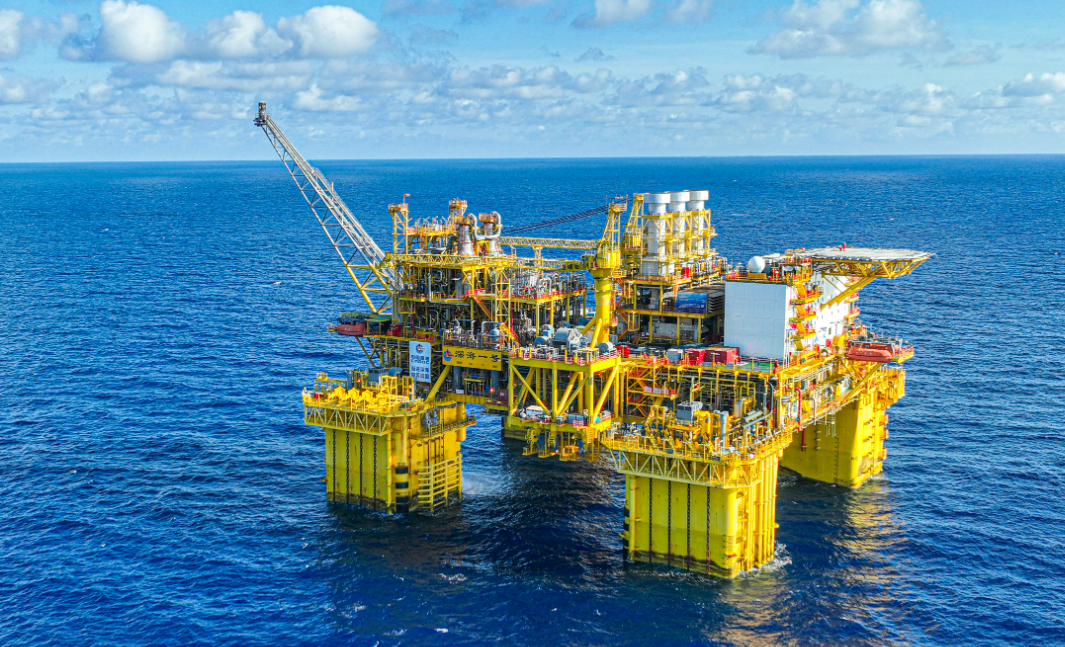 “深海一號(hào)”二期日產(chǎn)量超預(yù)期 為粵港澳大灣區(qū)提供穩(wěn)定電力