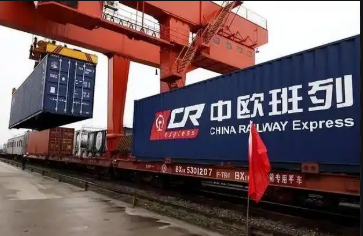 上半年我國(guó)對(duì)歐盟平均每天進(jìn)出口超150億元