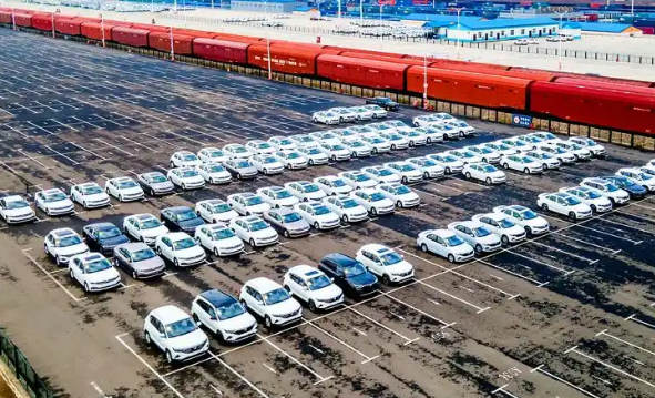 事關(guān)做強國內(nèi)大循環(huán)，國務(wù)院作出部署