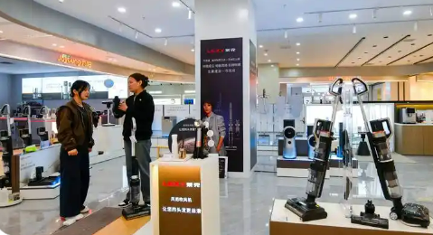 社零額1.42萬億元 同比增長7.2% 河南消費市場“熱力升騰”