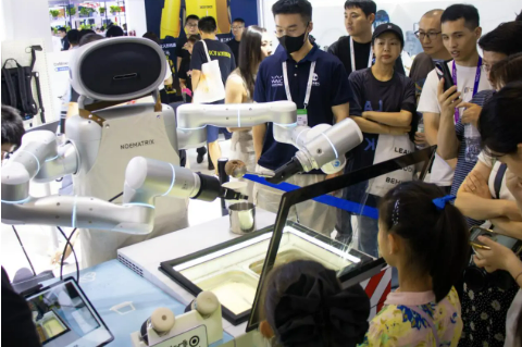 聚焦場(chǎng)景應(yīng)用 強(qiáng)化生態(tài)協(xié)同  從WAIC 2025看人工智能走向產(chǎn)業(yè)深處