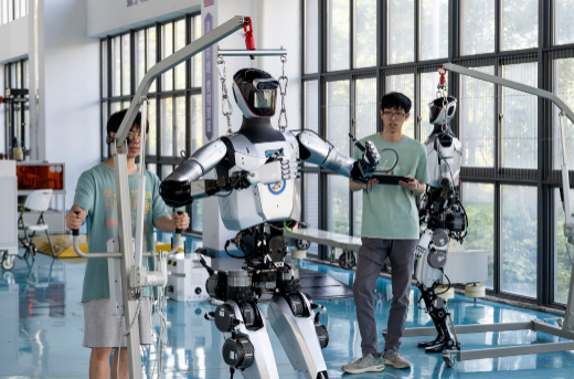 宏觀政策助力經(jīng)濟增長 內(nèi)需提振激發(fā)市場活力