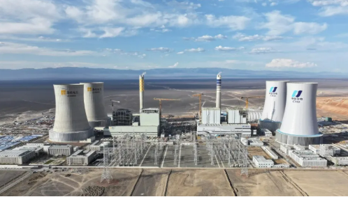 我國(guó)首個(gè)“沙戈荒”新能源外送基地配套4×100萬(wàn)千瓦煤電項(xiàng)目投產(chǎn)發(fā)電