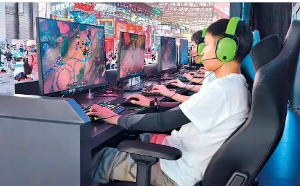 產(chǎn)業(yè)鏈不斷延伸 電競(jìng)產(chǎn)業(yè)發(fā)展前景廣闊